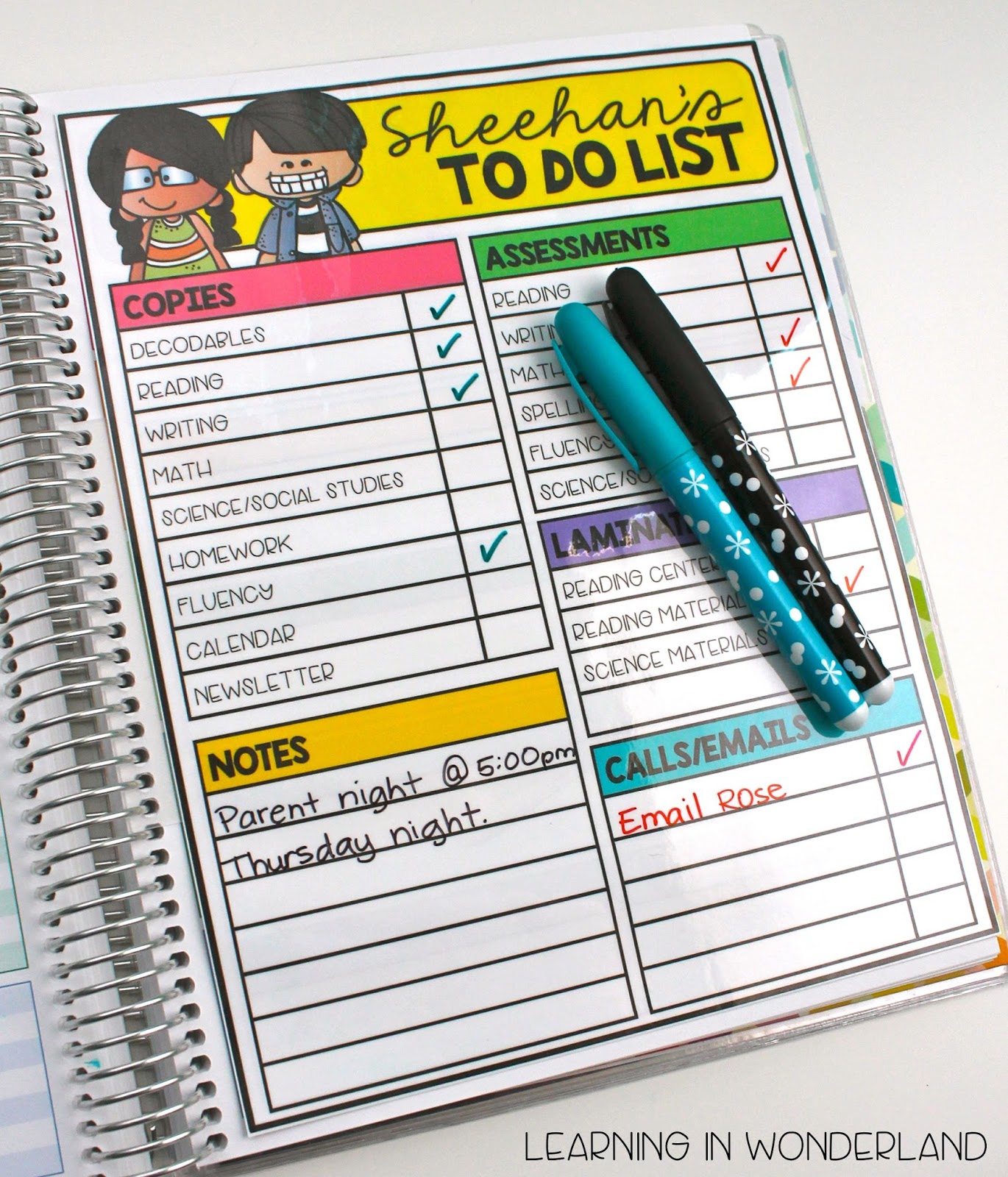 Stay organized with a cute teacher checklist! Pick up a freebie in this post!