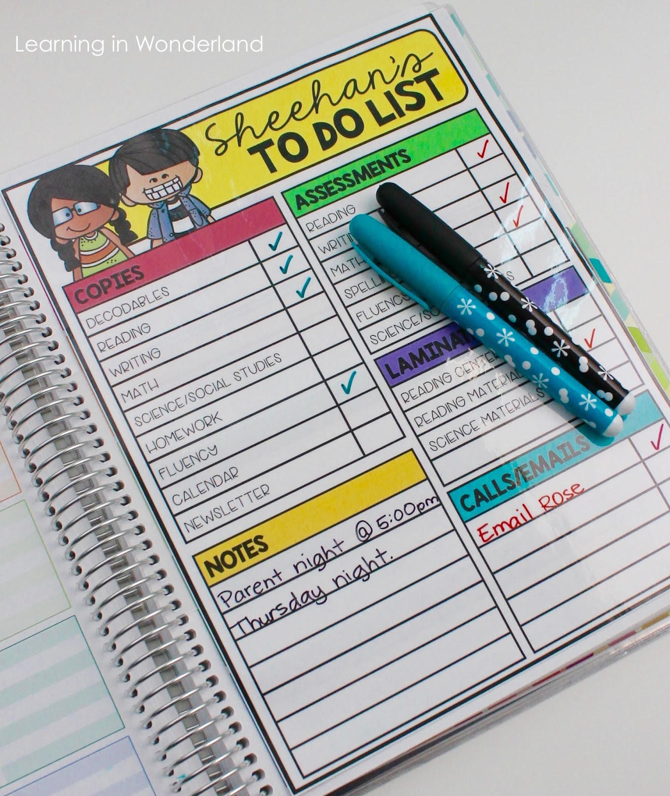 Editable teacher checklists to stay organized throughout the year! 